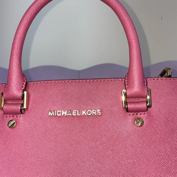Michael Kors Barbie Pink Crossbody Bag with Gold Hardware - Picture 2 of 5